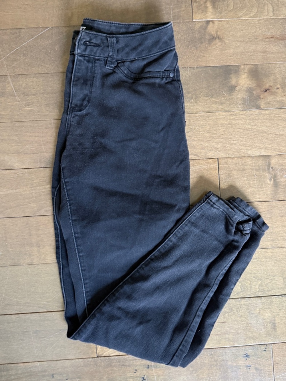 Blue Spice Women’s Skinny Jeans in Black